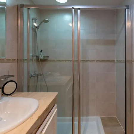 Lovely First Line With Seaviews Rdr452 Apartment