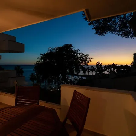 Lovely First Line With Seaviews Rdr452 Apartment *